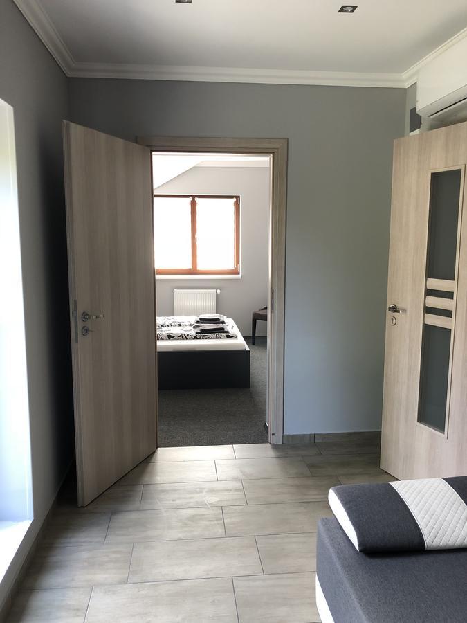 Tardosi Vendeghaz Hotel Мисколк Екстериор снимка